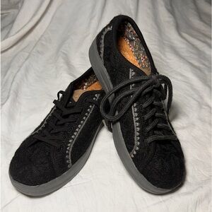 Hey Dude Wendy Wool Black and Gray Women’s 7 Comfort Lightweight Cozy Shoes